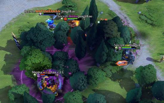 电子竞技员的职业之路：打游戏也能成才